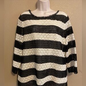 Talbot’s Black and Cream Striped Crochet Lined Top Women Size Large